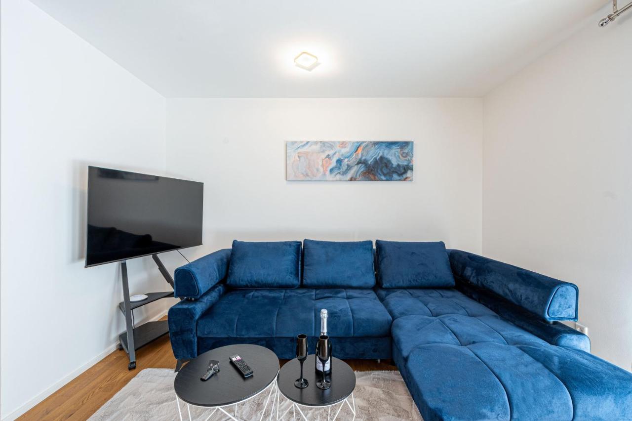 Lit Living: Luxus - Box Spring - Parking - Terrace Apartment ลุดวิกส์ฮาเฟน อัม ไรน์ ภายนอก รูปภาพ