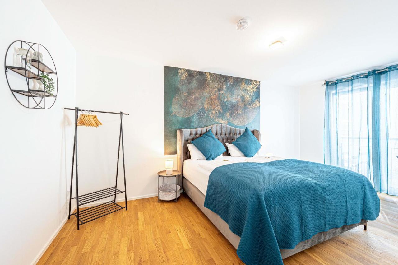 Lit Living: Luxus - Box Spring - Parking - Terrace Apartment ลุดวิกส์ฮาเฟน อัม ไรน์ ภายนอก รูปภาพ