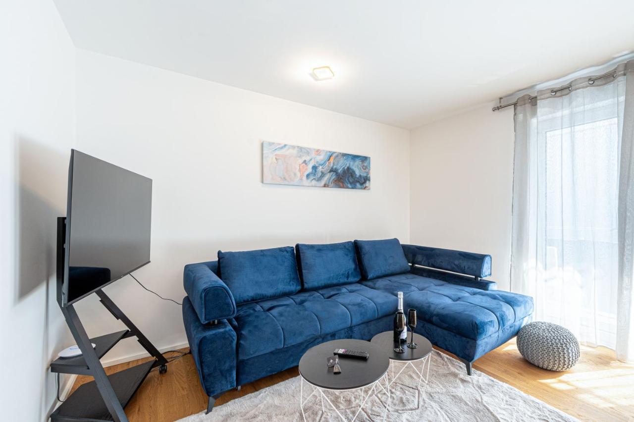Lit Living: Luxus - Box Spring - Parking - Terrace Apartment ลุดวิกส์ฮาเฟน อัม ไรน์ ภายนอก รูปภาพ